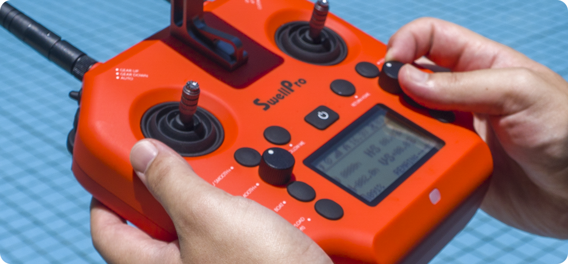 splash-drone-4-remote-controller.png